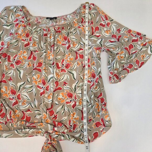 NWOT -- Ava & Viv Floral 100% Rayon Tie-Front Blouse, Flutter Sleeves – Size 2x - Picture 4 of 10